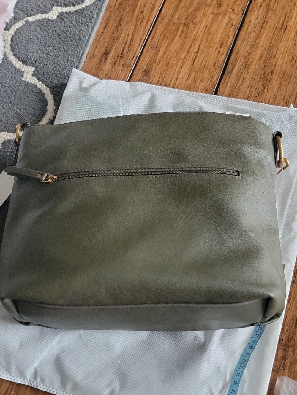NWT Rosetti Olive Green Shoulder Bag with Laser-Cut Detail - Picture 3 of 11